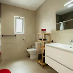 فيلة Cazenn Salir Do Porto - House *