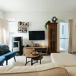 فيلة Cazenn Salir Do Porto - House