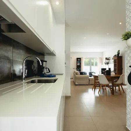 Villa Cazenn Salir Do Porto - House *